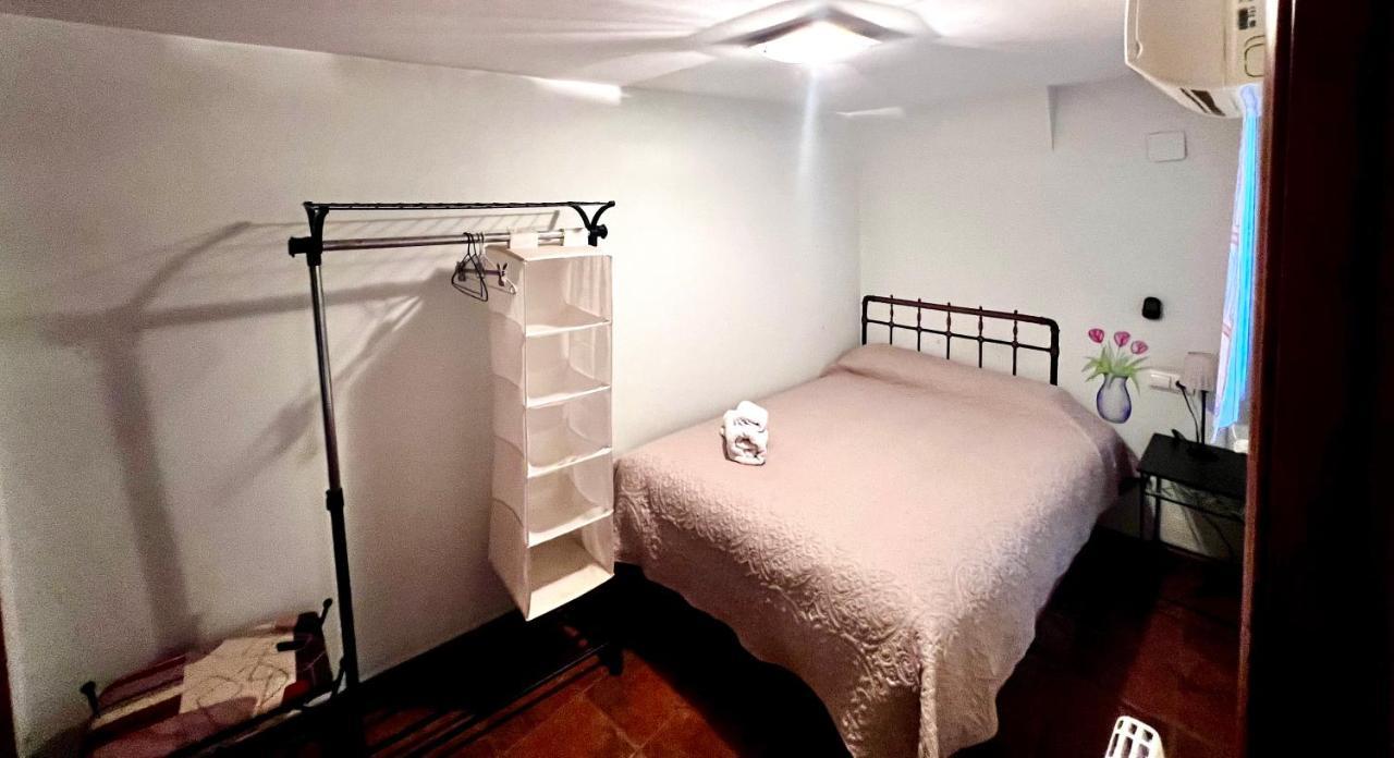 Appartamento Destino Deluxe Plaza De Santiago - 3 Hab Caces Esterno foto