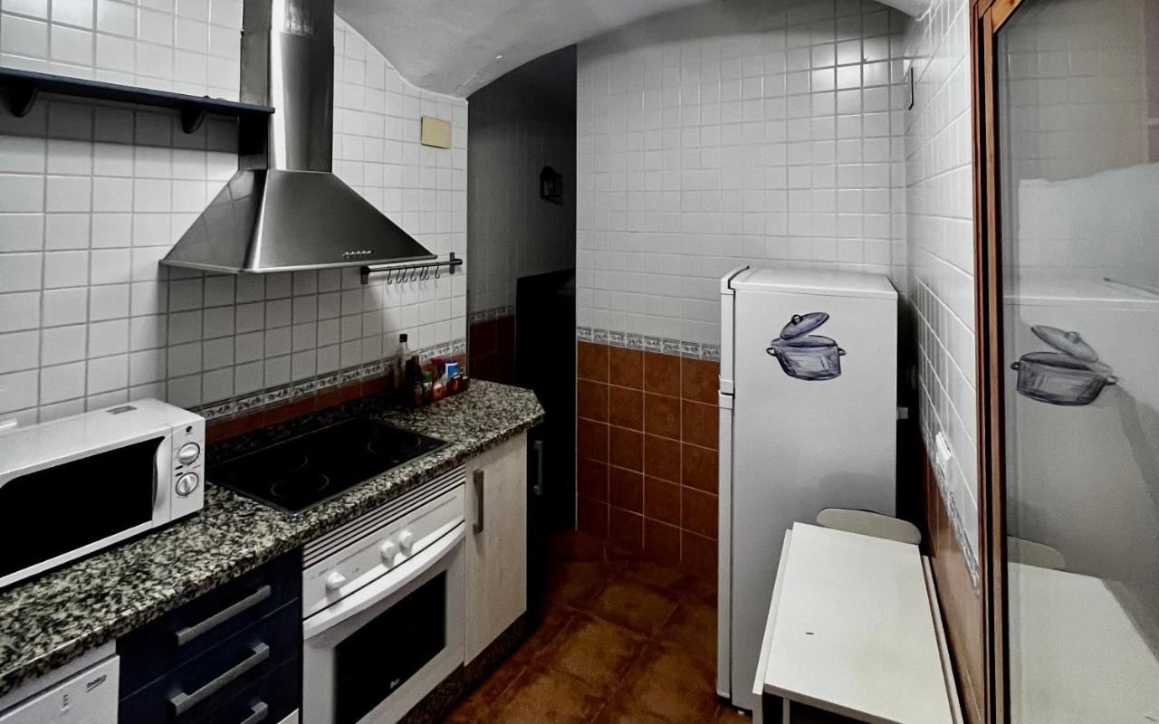 Appartamento Destino Deluxe Plaza De Santiago - 3 Hab Caces Esterno foto